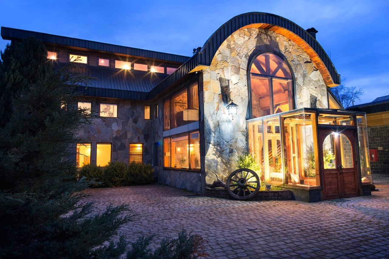Nomades Hotel Boutique Coyhaique Exterior photo